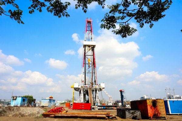 An oil drilling rig